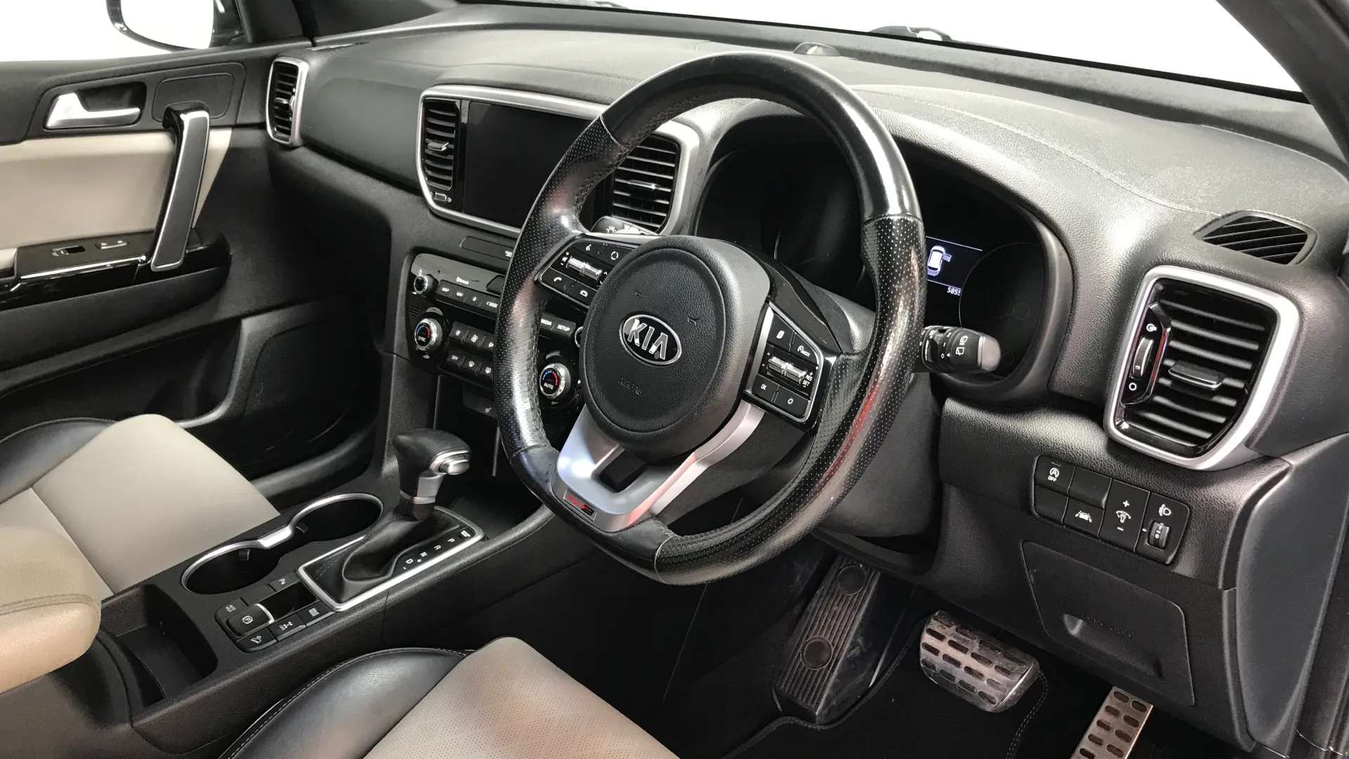 2021 KIA SPORTAGE 2021 KIA SPORTAGE