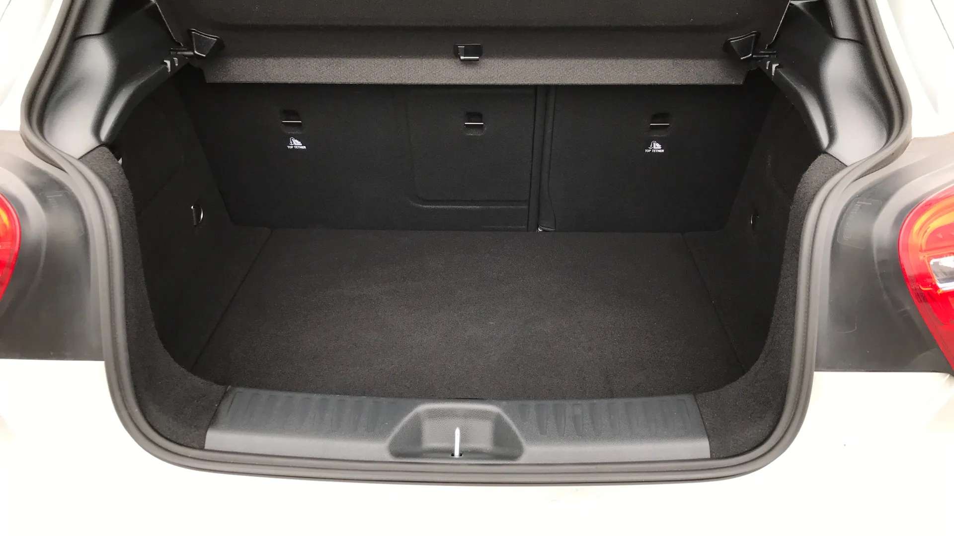 2018 MERCEDES-BENZ A CLASS 2018 MERCEDES-BENZ A CLASS