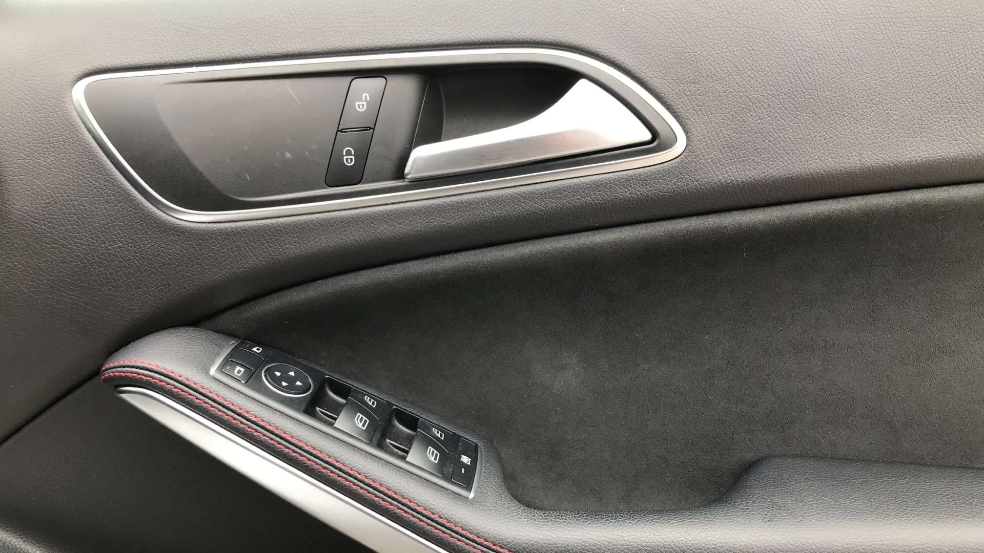 2018 MERCEDES-BENZ A CLASS 2018 MERCEDES-BENZ A CLASS