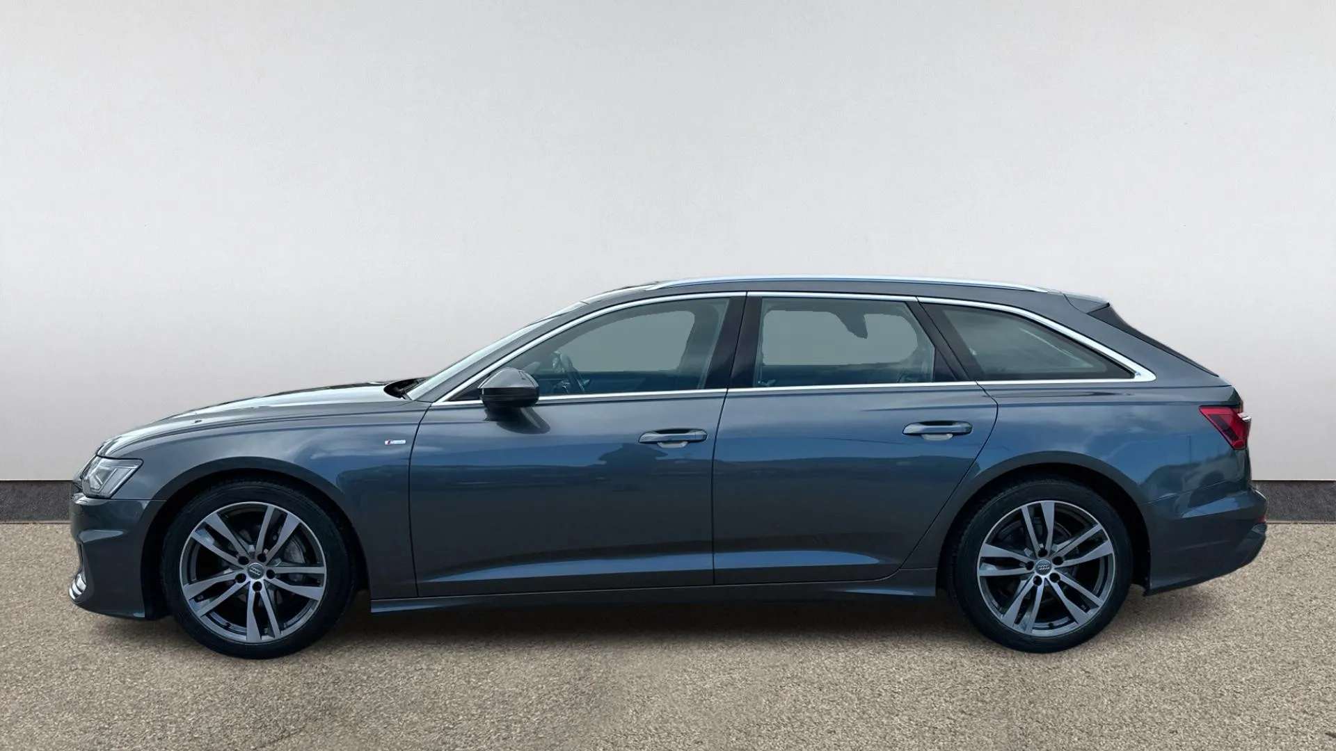 A 2019 AUDI A6 40 TDI S Line S Tronic A 2019 AUDI A6 40 TDI S Line S Tronic