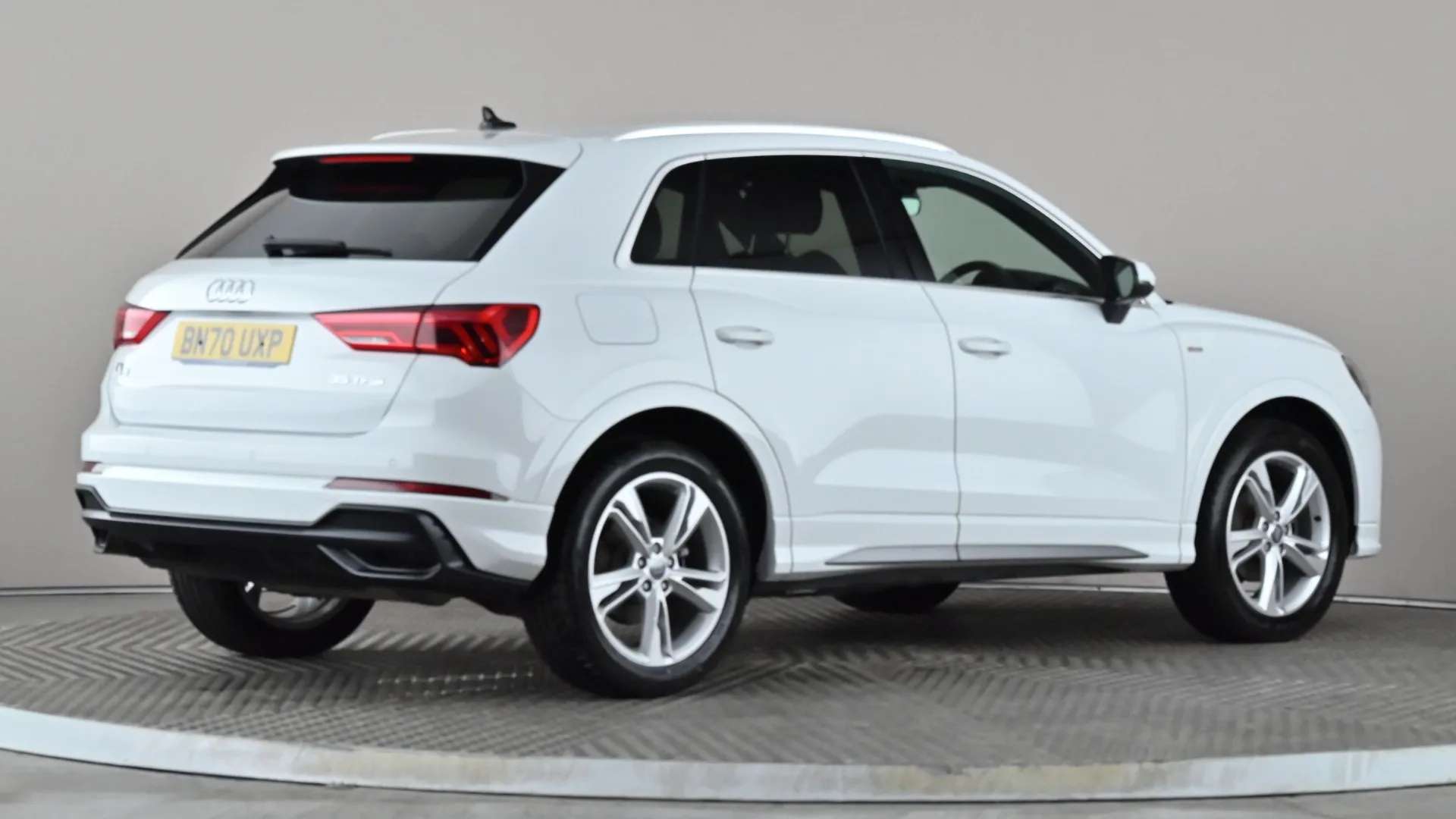 2020 AUDI Q3 2020 AUDI Q3