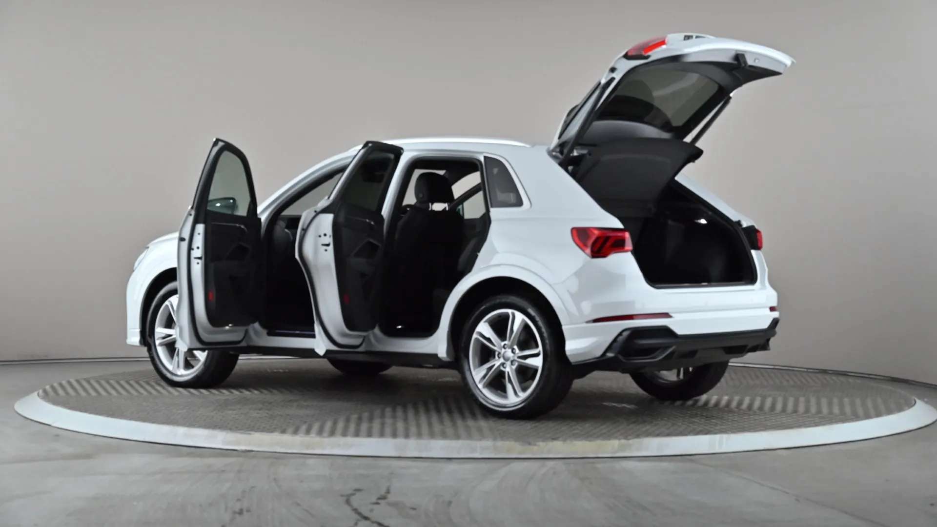 2020 AUDI Q3 2020 AUDI Q3
