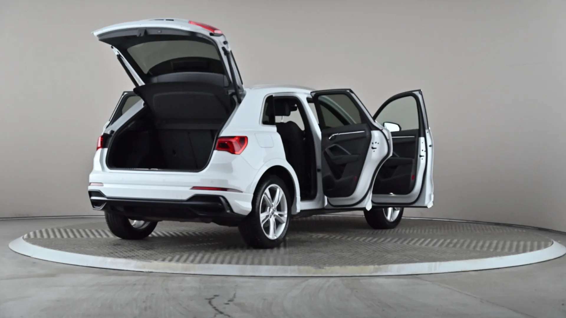 2020 AUDI Q3 2020 AUDI Q3