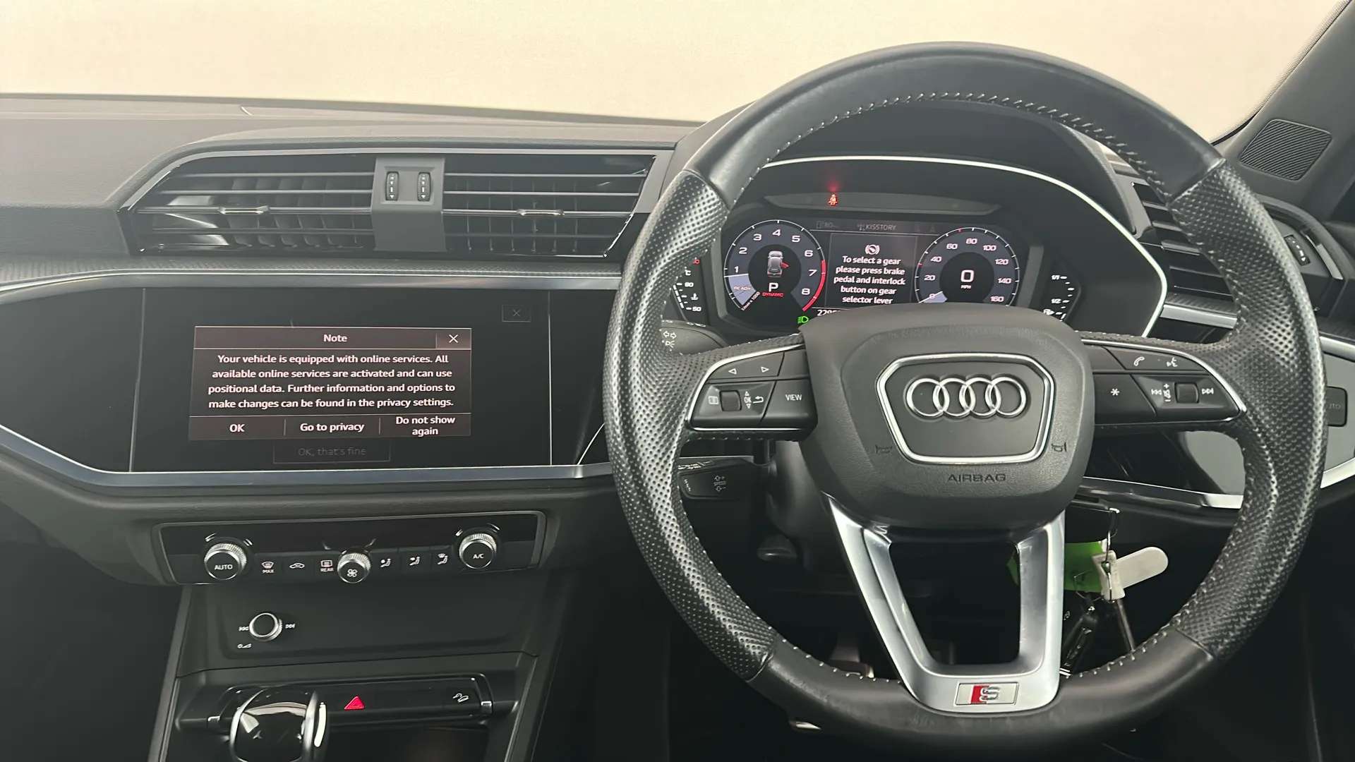 2020 AUDI Q3 2020 AUDI Q3