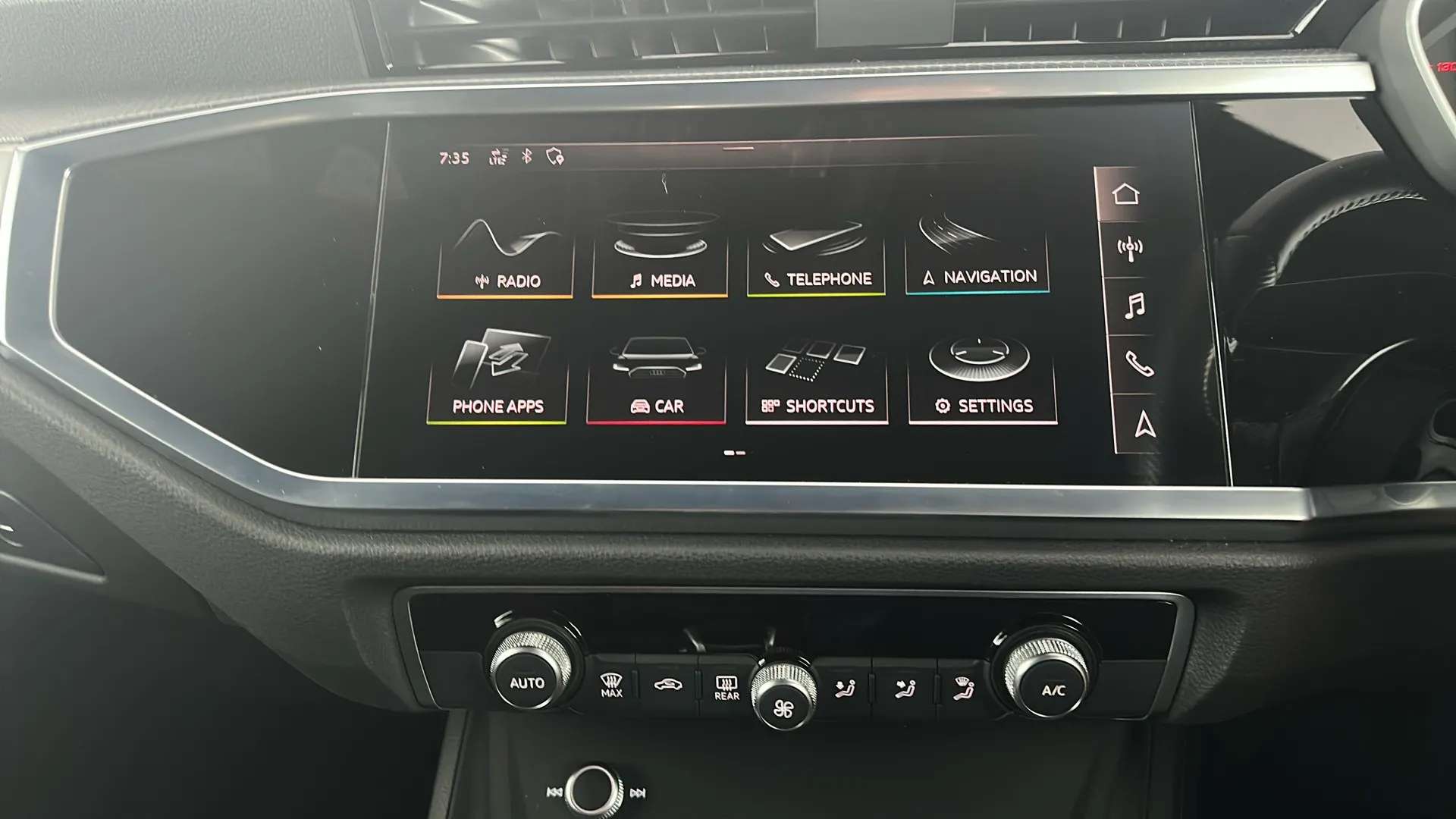 2020 AUDI Q3 2020 AUDI Q3