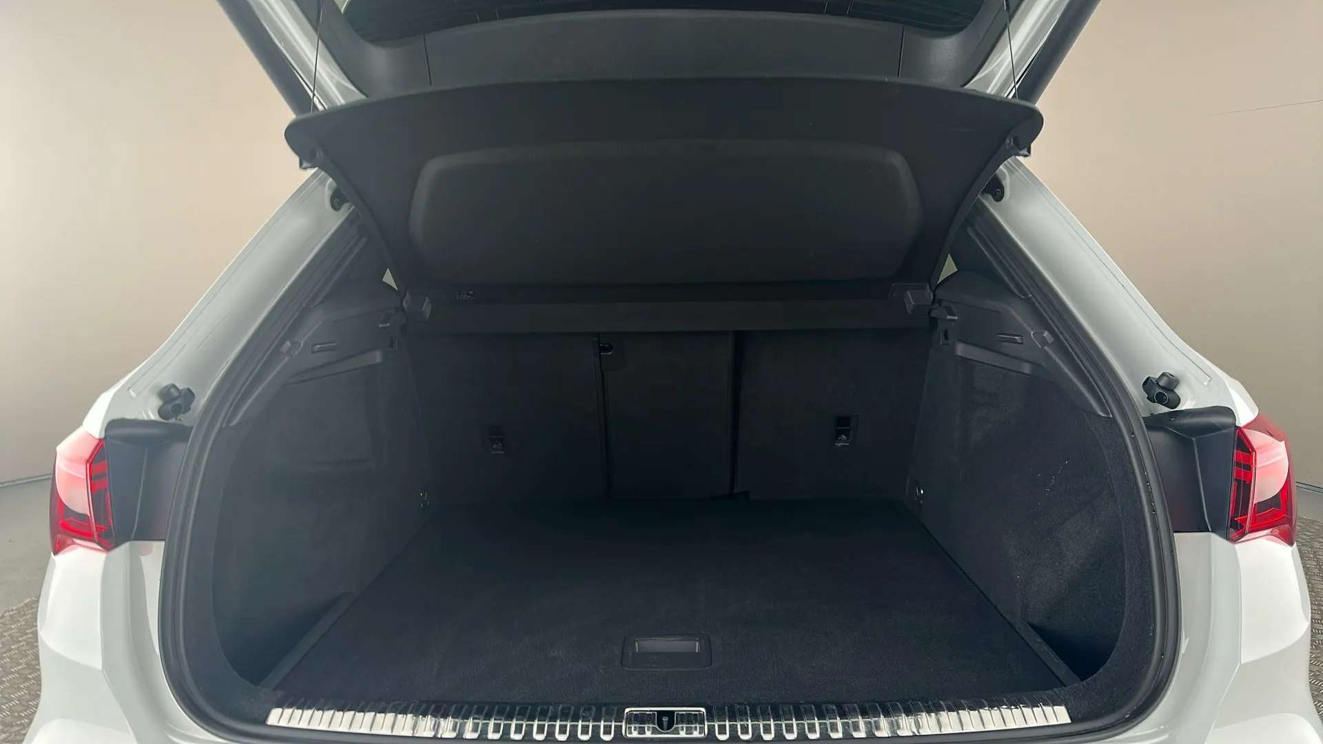 2020 AUDI Q3 2020 AUDI Q3