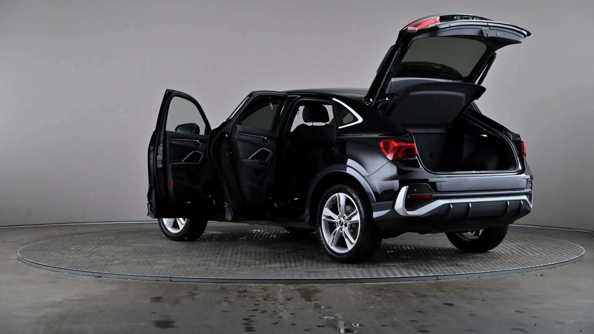 2021 AUDI Q3 2021 AUDI Q3