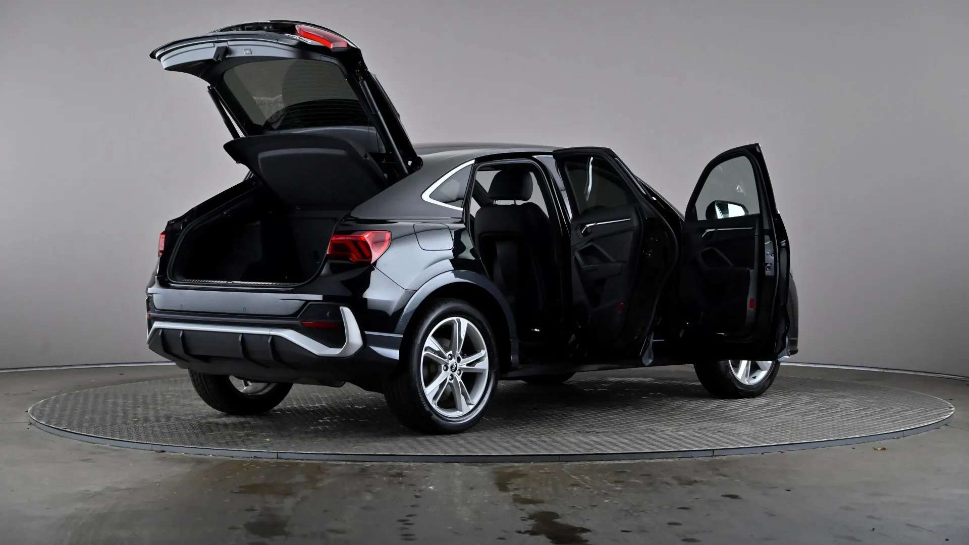 2021 AUDI Q3 2021 AUDI Q3