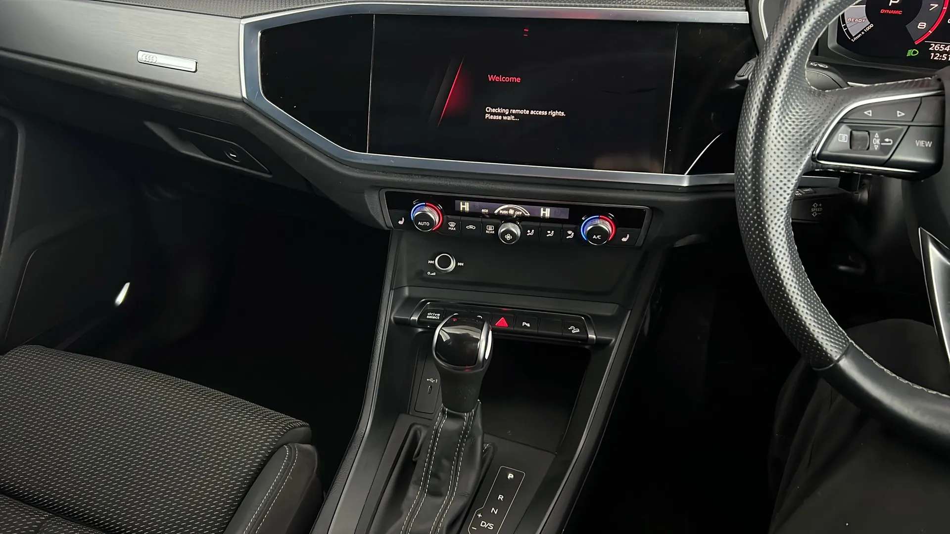 2021 AUDI Q3 2021 AUDI Q3