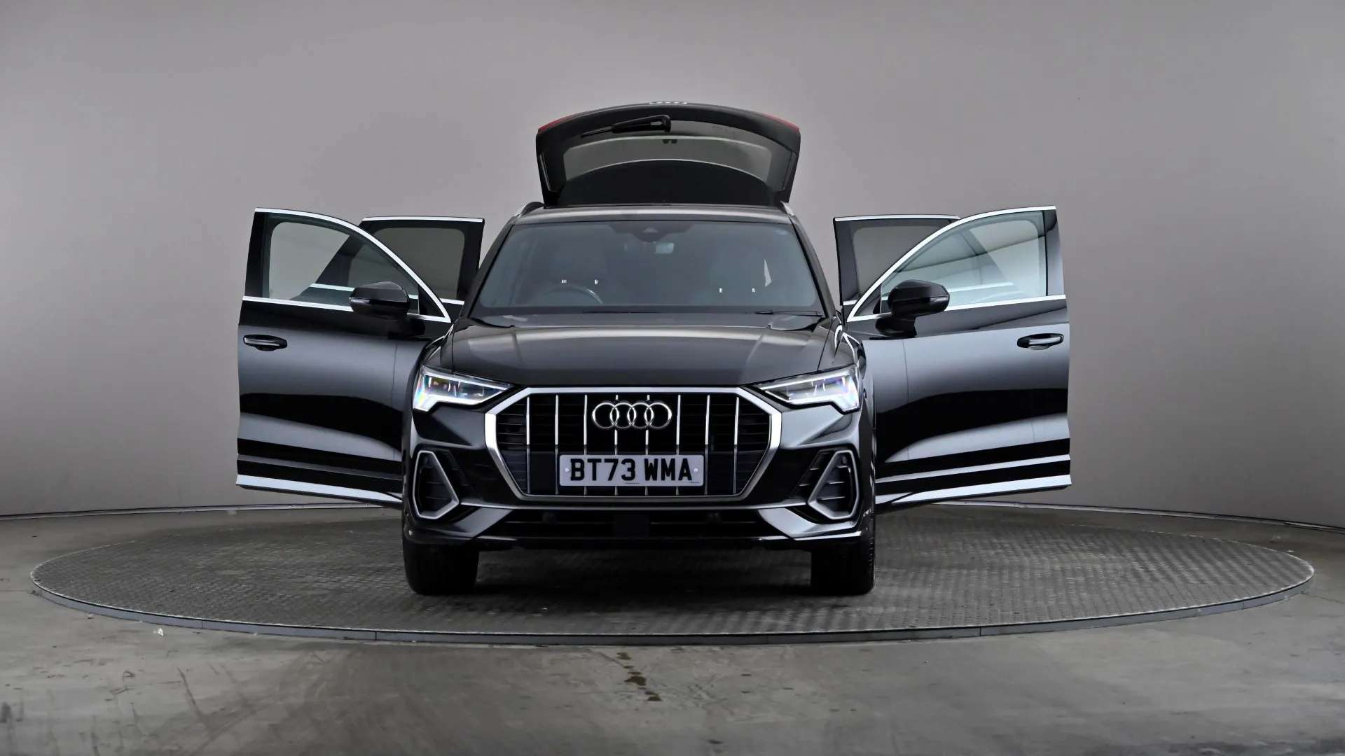 2023 AUDI Q3 2023 AUDI Q3