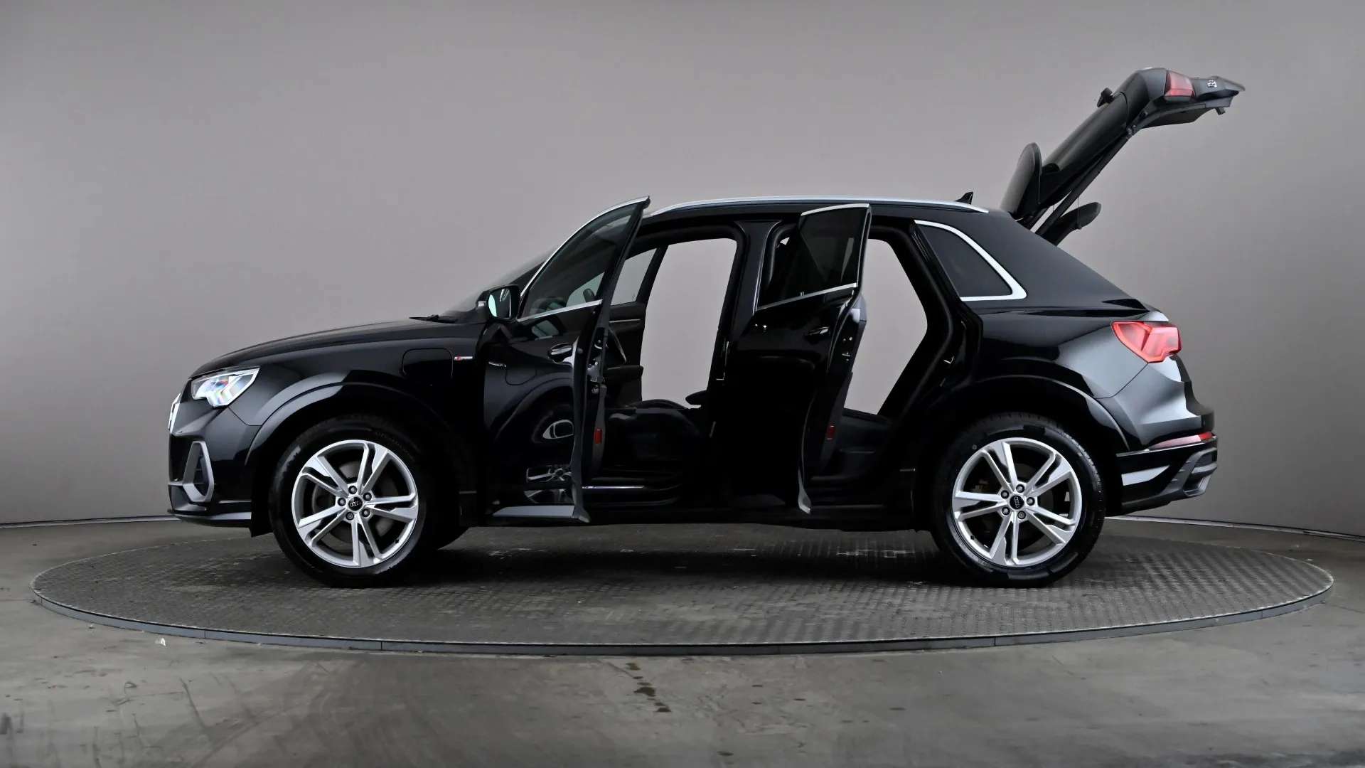 2023 AUDI Q3 2023 AUDI Q3