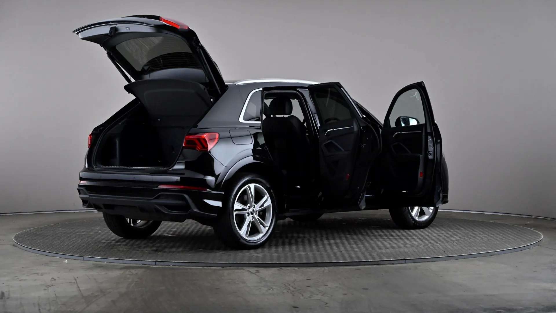 2023 AUDI Q3 2023 AUDI Q3