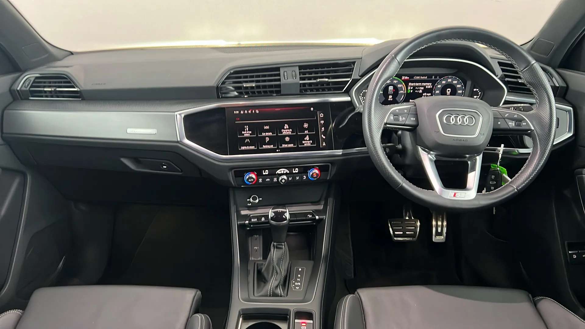 2023 AUDI Q3 2023 AUDI Q3