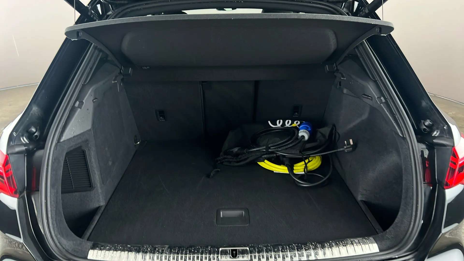 2023 AUDI Q3 2023 AUDI Q3
