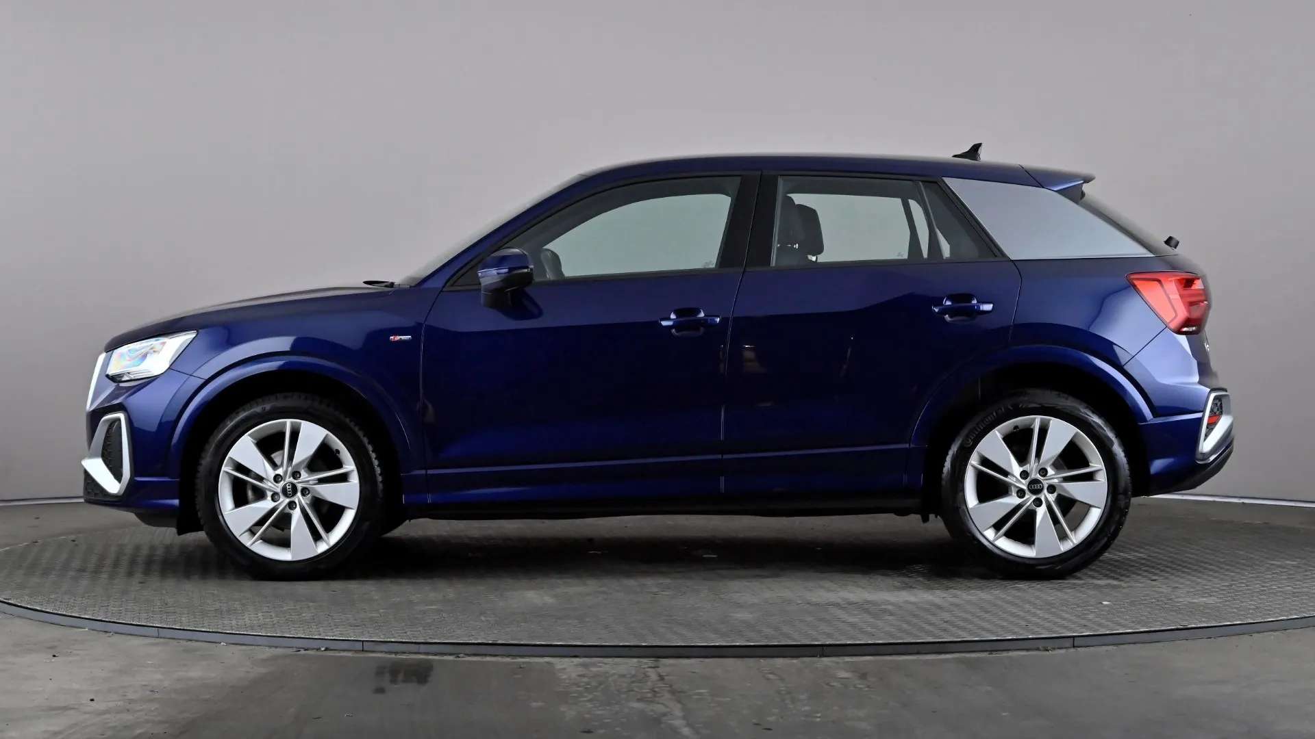A 2022 AUDI Q2 35 TFSI S Line S Tronic A 2022 AUDI Q2 35 TFSI S Line S Tronic