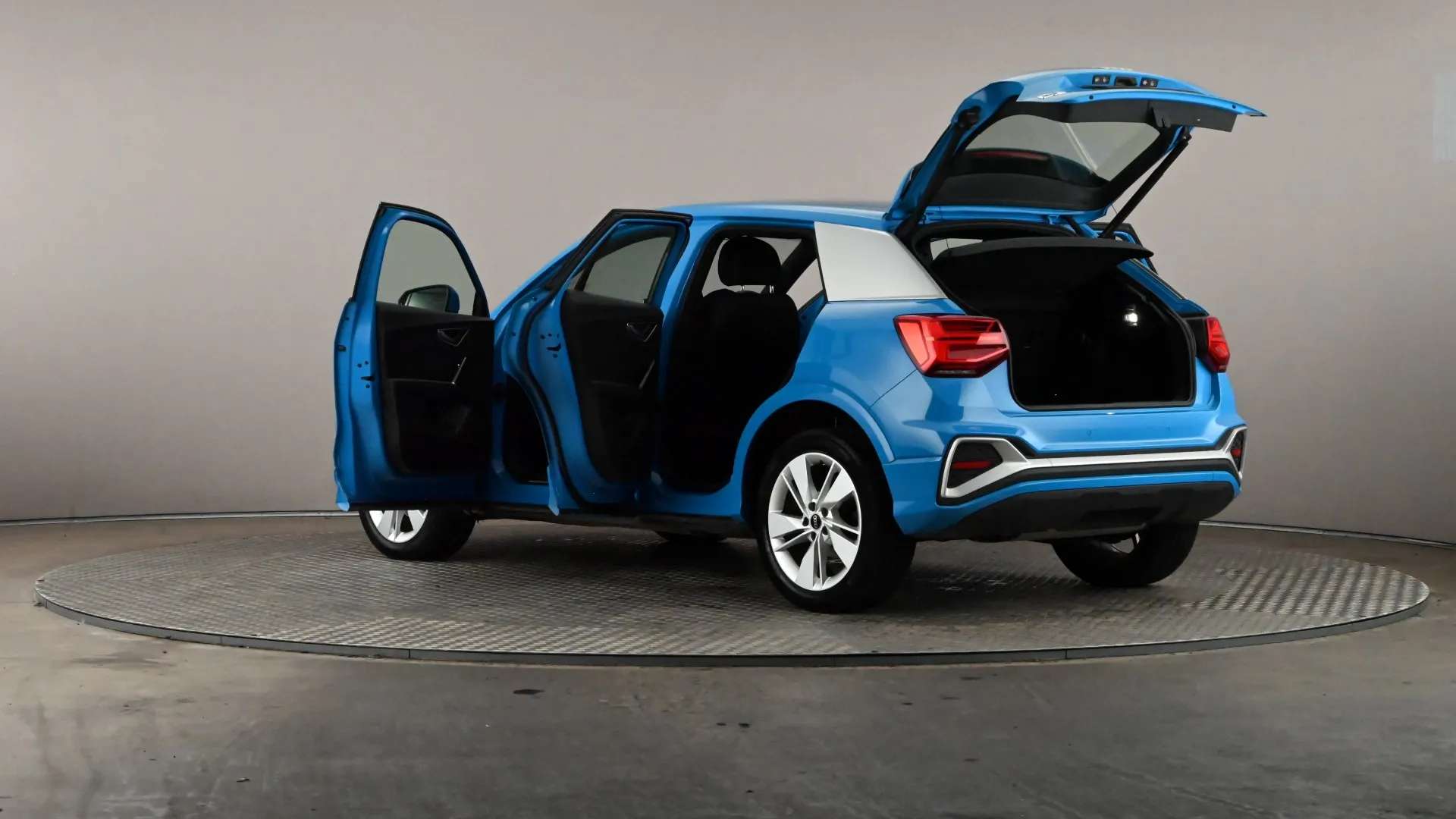 2023 AUDI Q2 2023 AUDI Q2