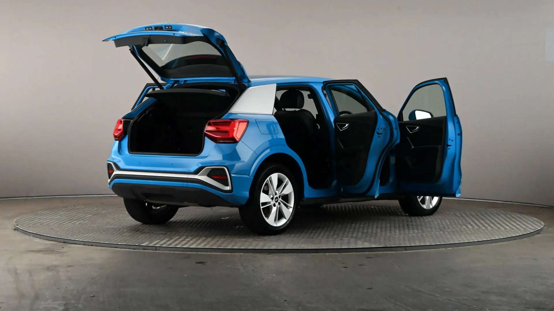 2023 AUDI Q2 2023 AUDI Q2