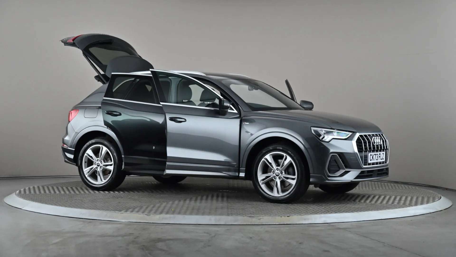 2023 AUDI Q3 2023 AUDI Q3