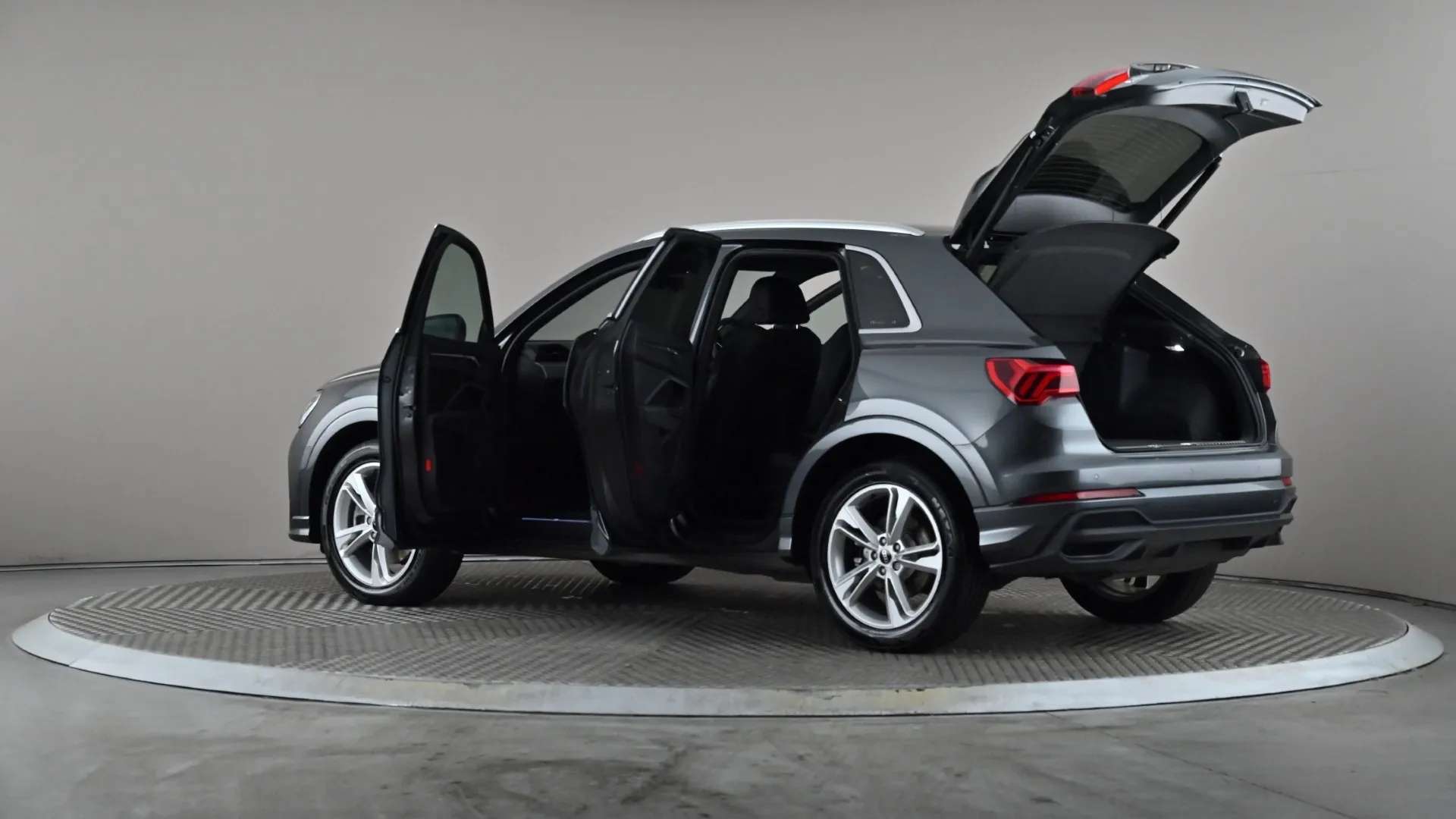 2023 AUDI Q3 2023 AUDI Q3
