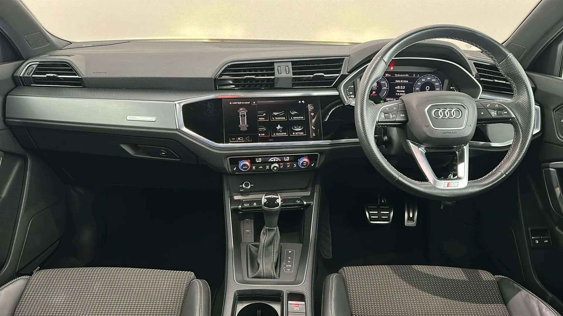 2023 AUDI Q3 2023 AUDI Q3