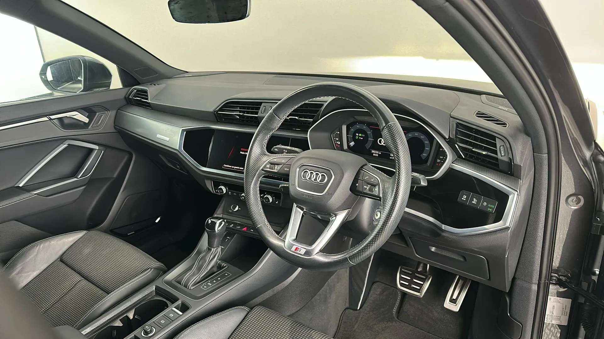 2023 AUDI Q3 2023 AUDI Q3
