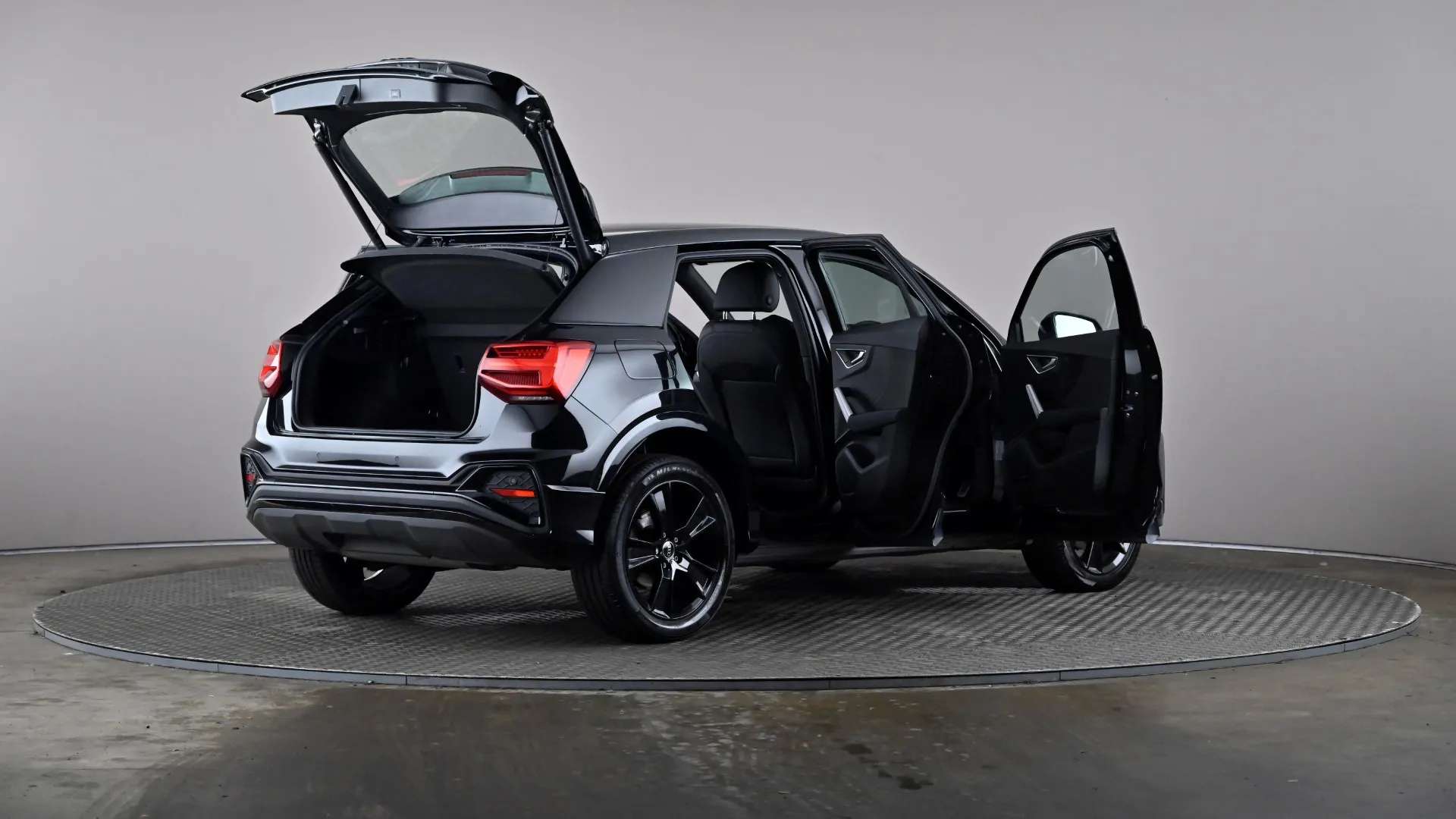 2023 AUDI Q2 2023 AUDI Q2