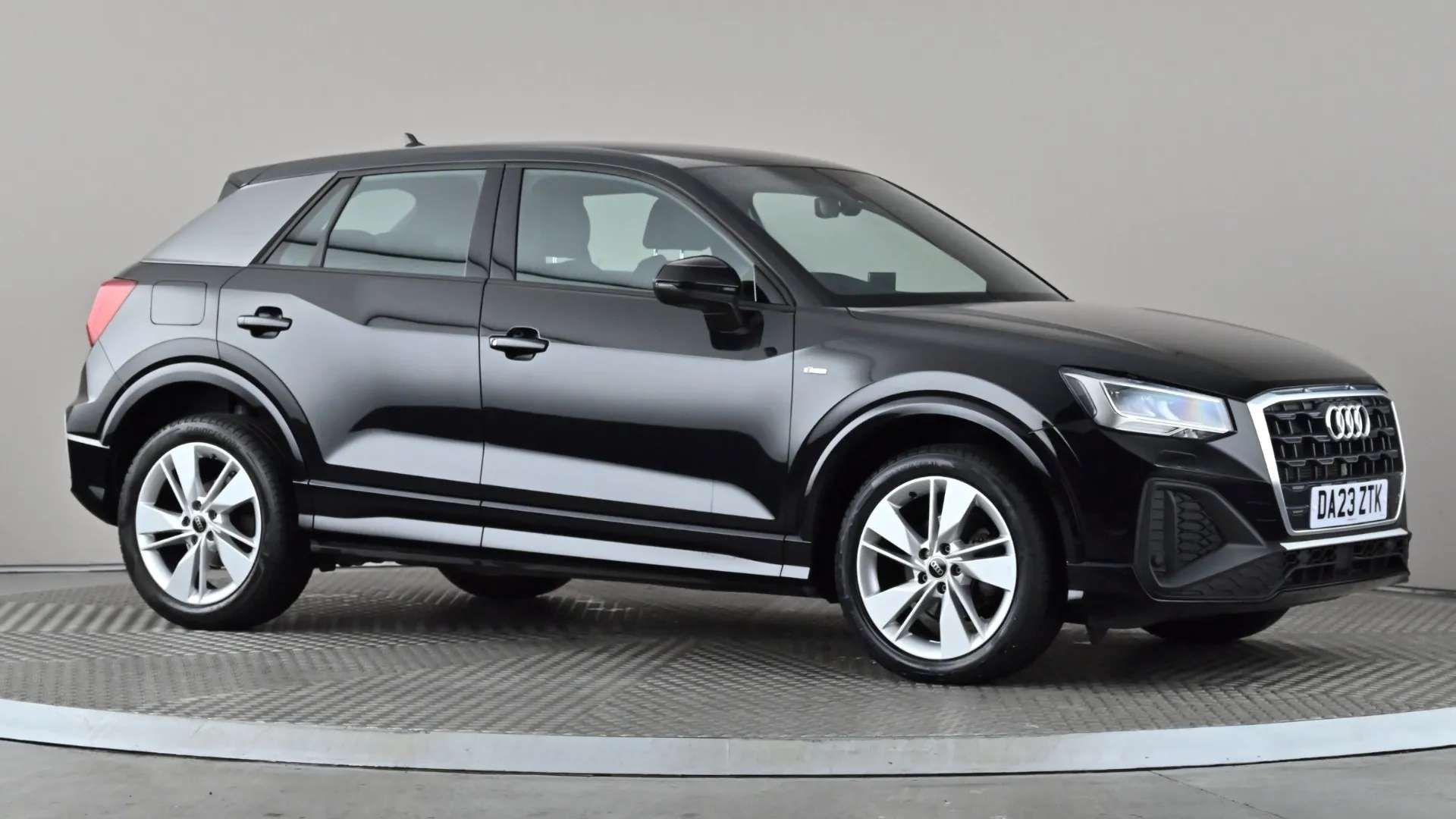 A 2023 AUDI Q2 35 TFSI S Line S Tronic A 2023 AUDI Q2 35 TFSI S Line S Tronic