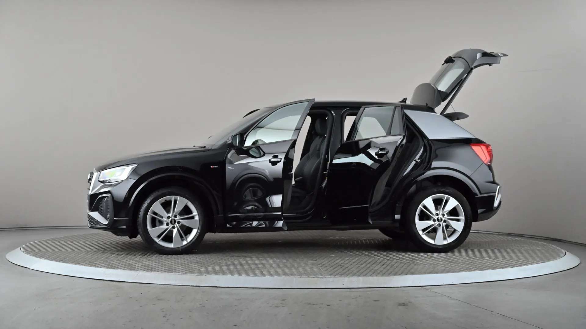 2023 AUDI Q2 2023 AUDI Q2