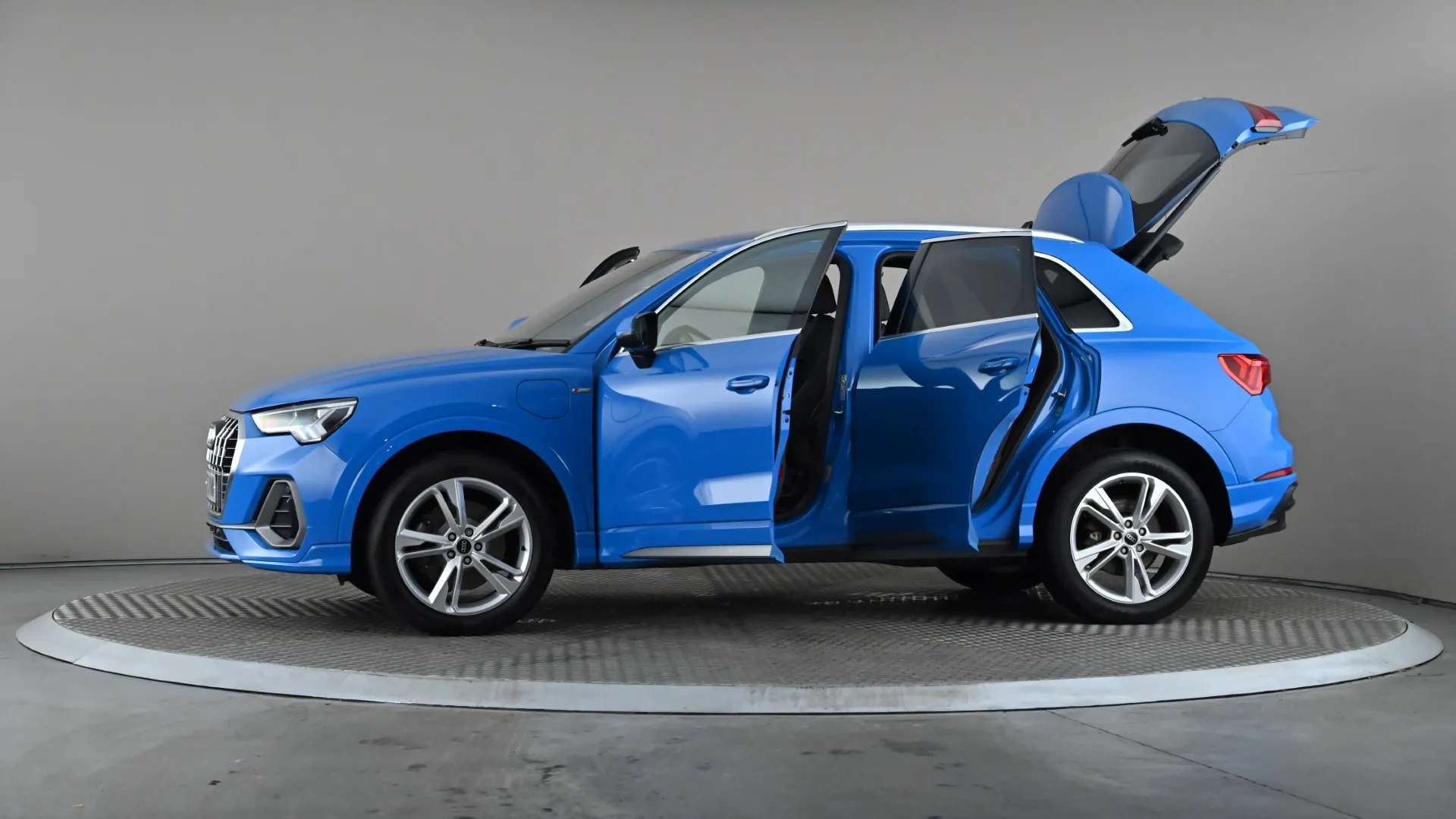 2022 AUDI Q3 2022 AUDI Q3