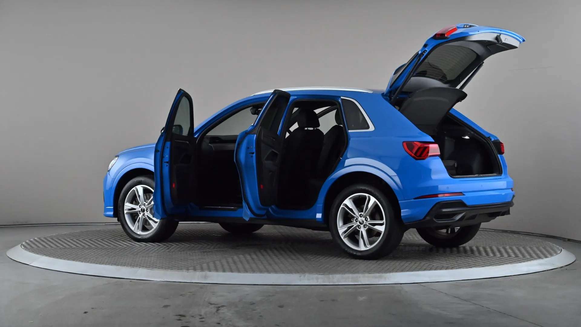 2022 AUDI Q3 2022 AUDI Q3
