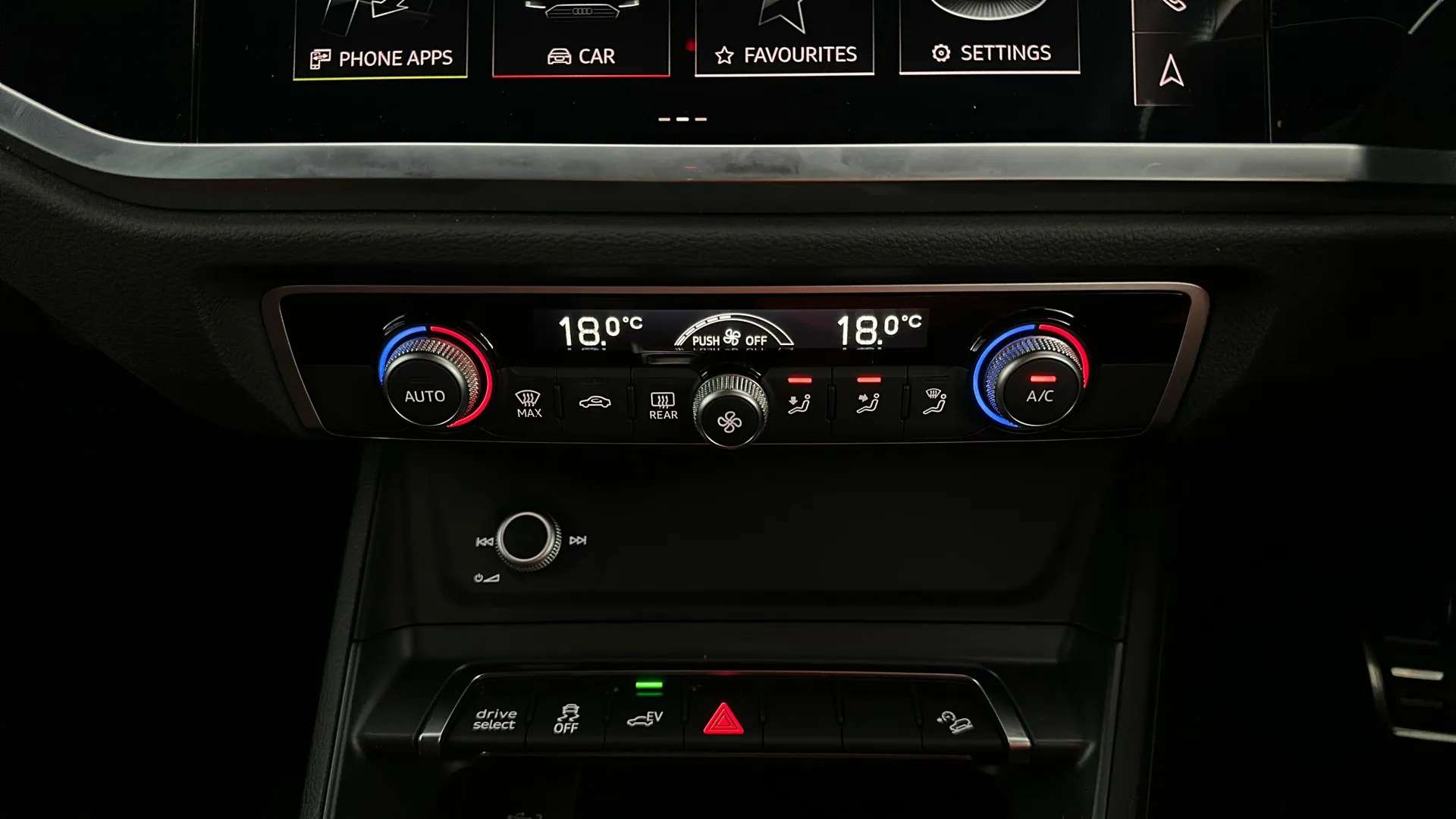 2022 AUDI Q3 2022 AUDI Q3