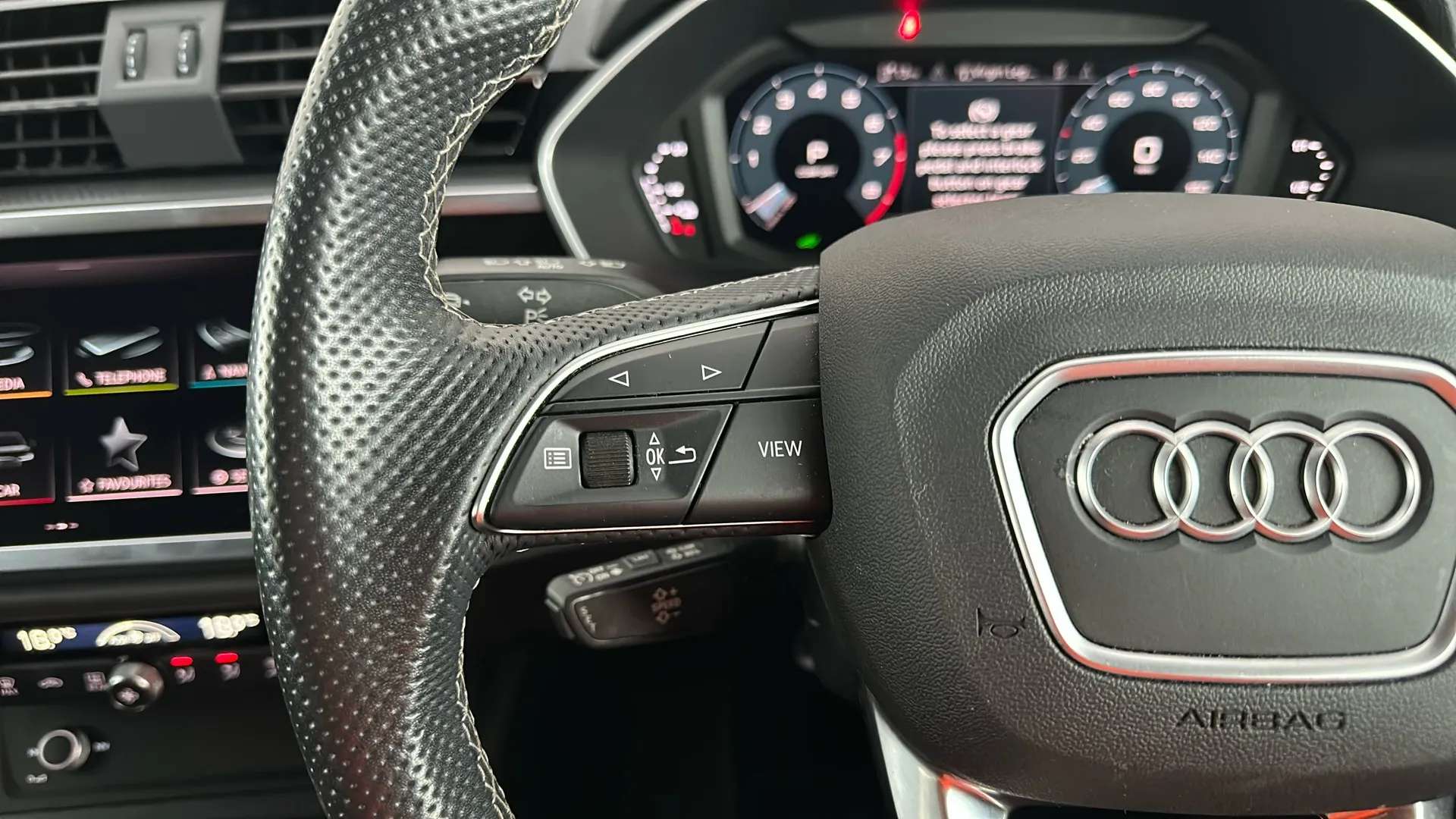 2022 AUDI Q3 2022 AUDI Q3