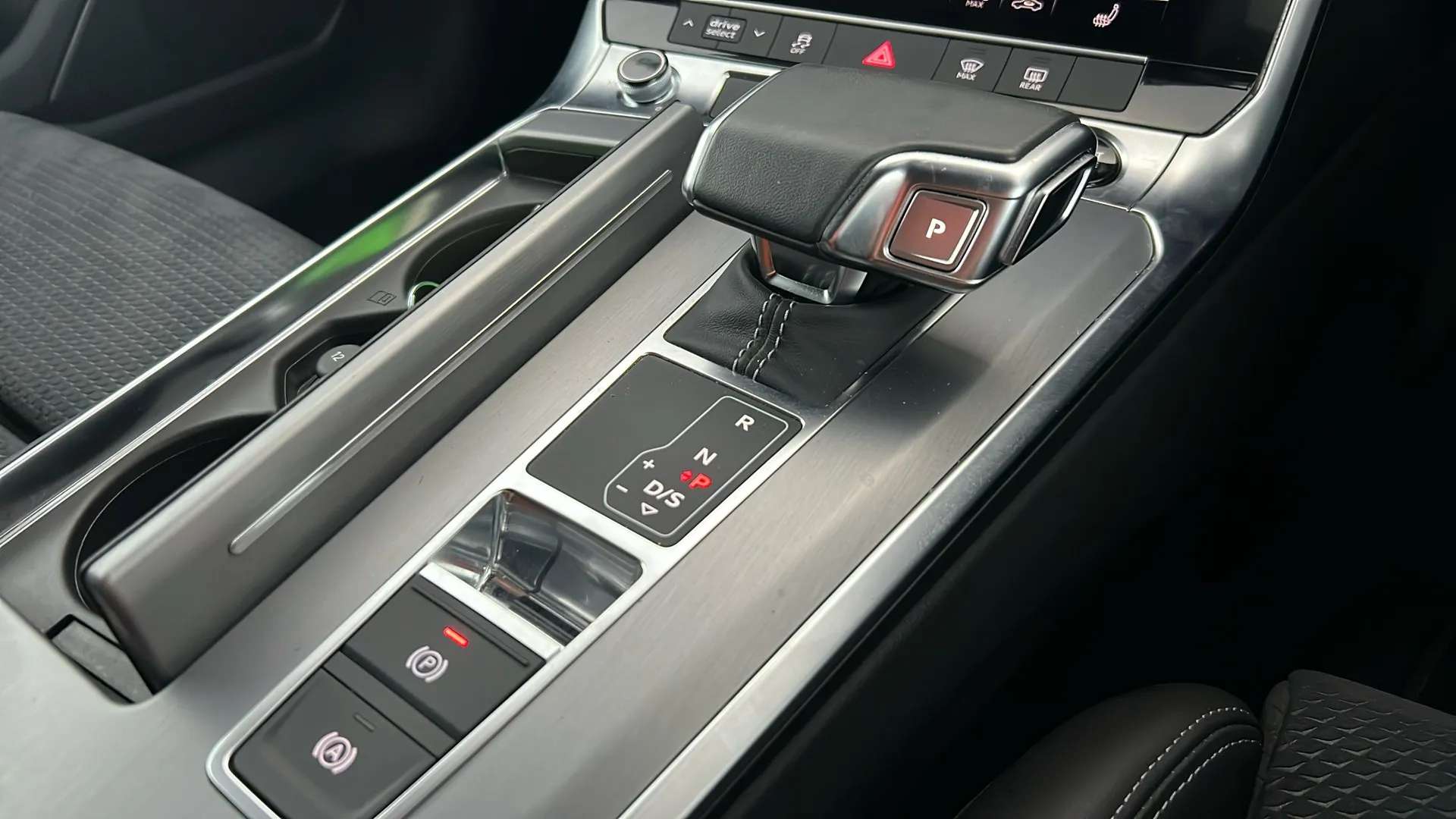 2022 AUDI A6 2022 AUDI A6