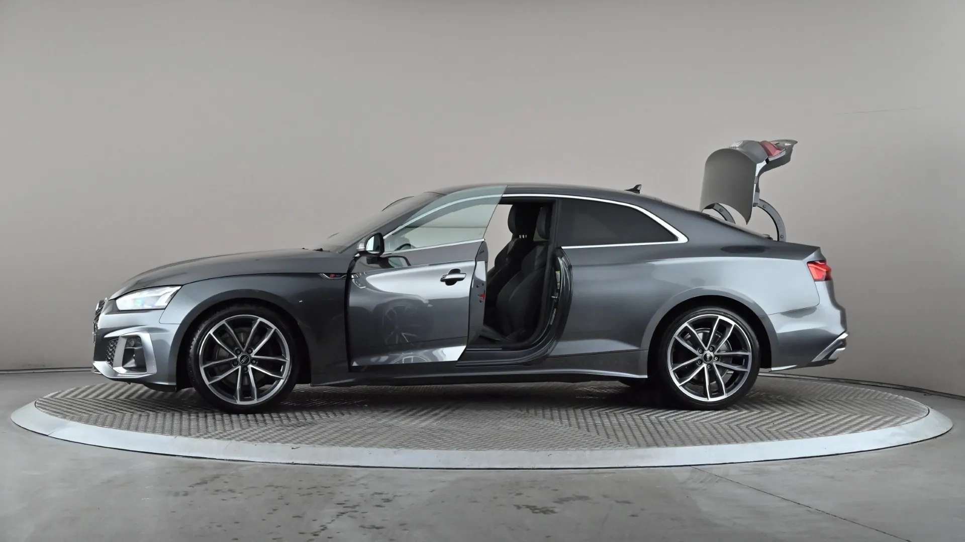 2022 AUDI A5 2022 AUDI A5