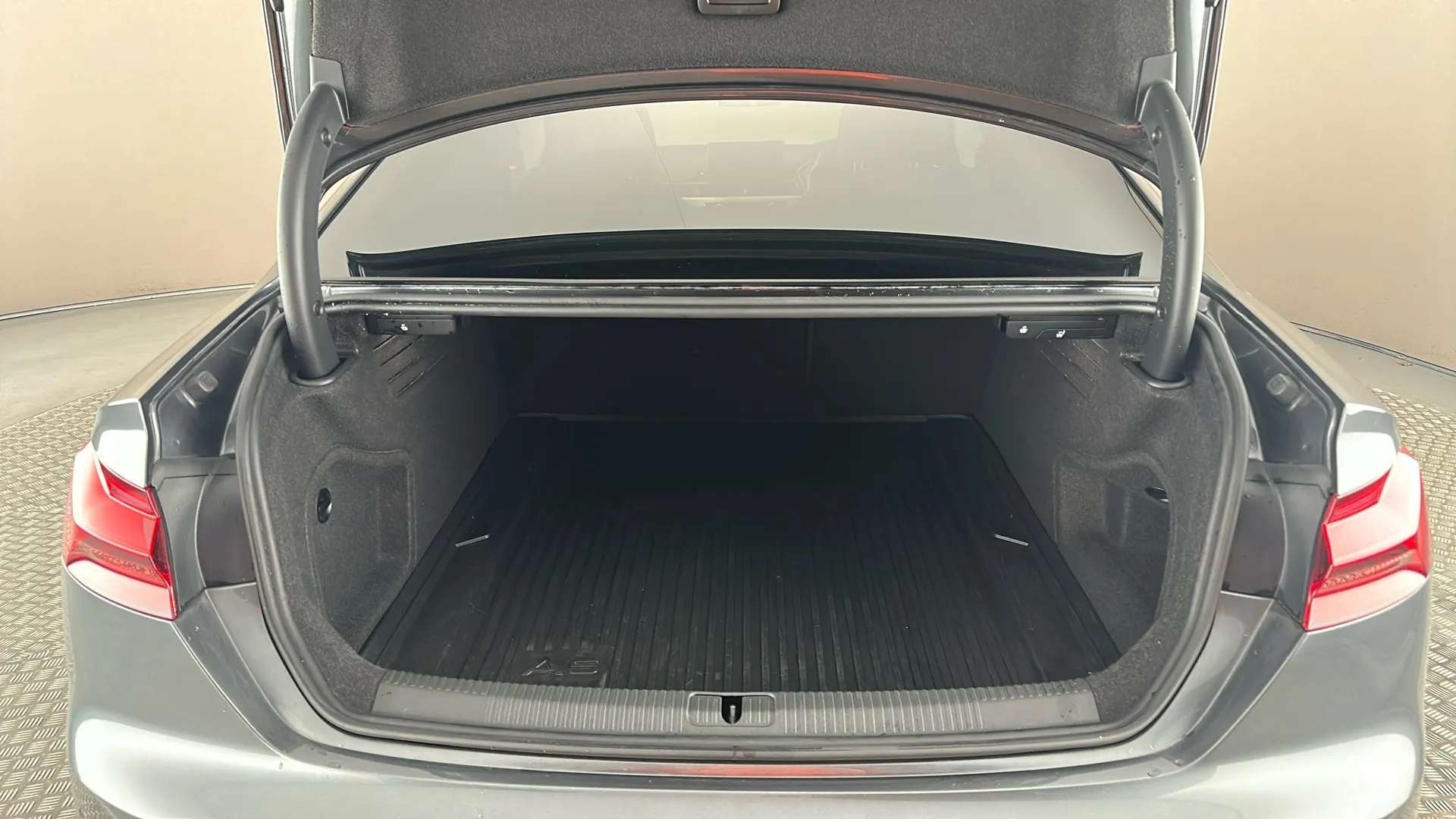 2022 AUDI A5 2022 AUDI A5