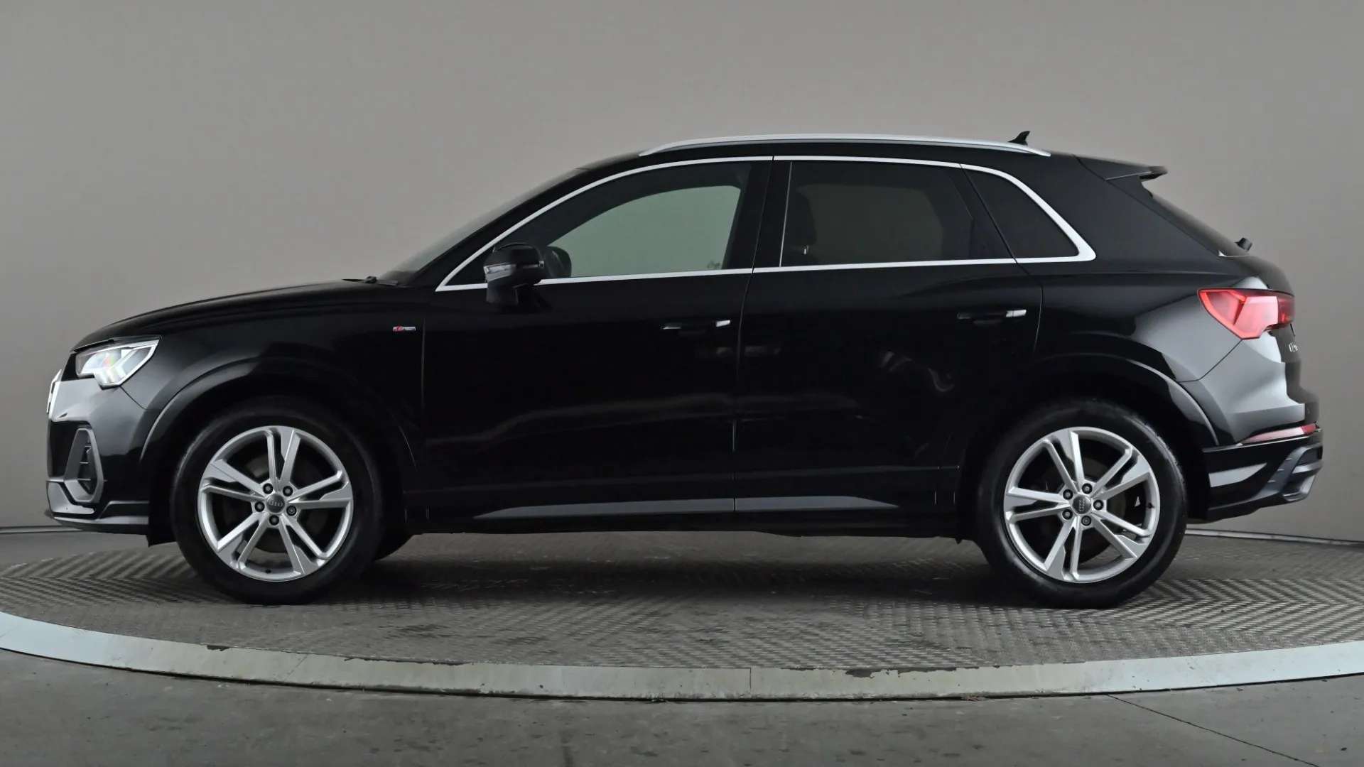 2020 AUDI Q3 2020 AUDI Q3