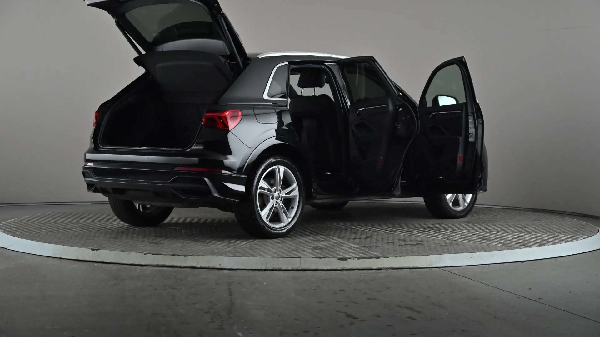 2020 AUDI Q3 2020 AUDI Q3