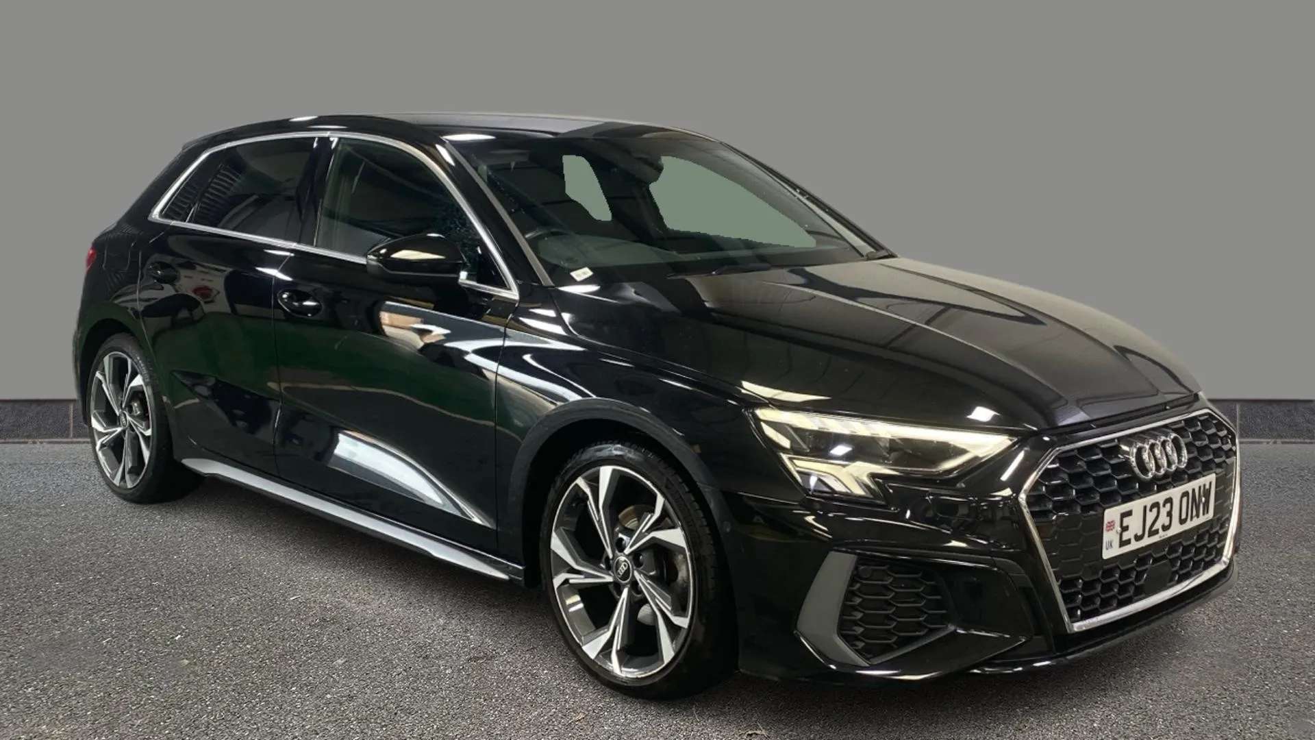 A 2023 AUDI A3 30 TFSI S Line S Tronic A 2023 AUDI A3 30 TFSI S Line S Tronic