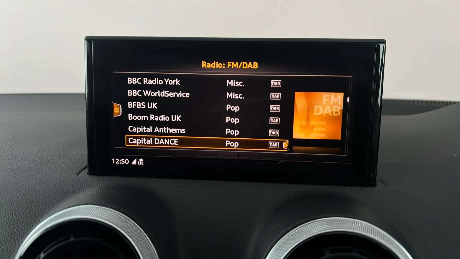 2022 AUDI Q2 2022 AUDI Q2