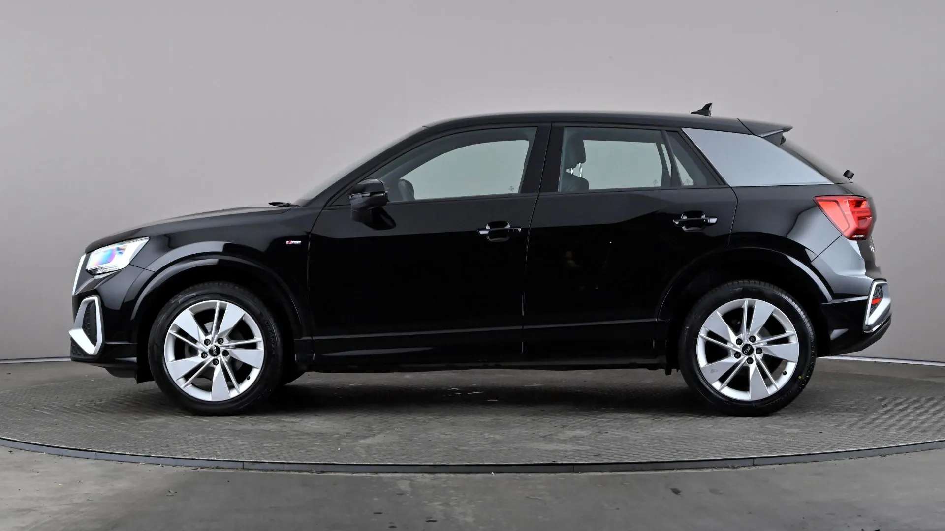 A 2023 AUDI Q2 35 TFSI S Line S Tronic A 2023 AUDI Q2 35 TFSI S Line S Tronic