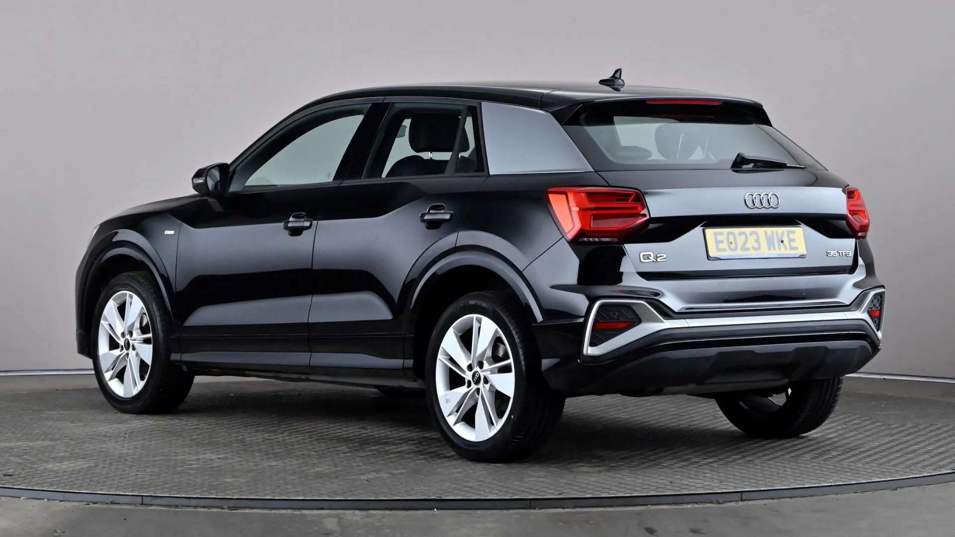 A 2023 AUDI Q2 35 TFSI S Line S Tronic A 2023 AUDI Q2 35 TFSI S Line S Tronic