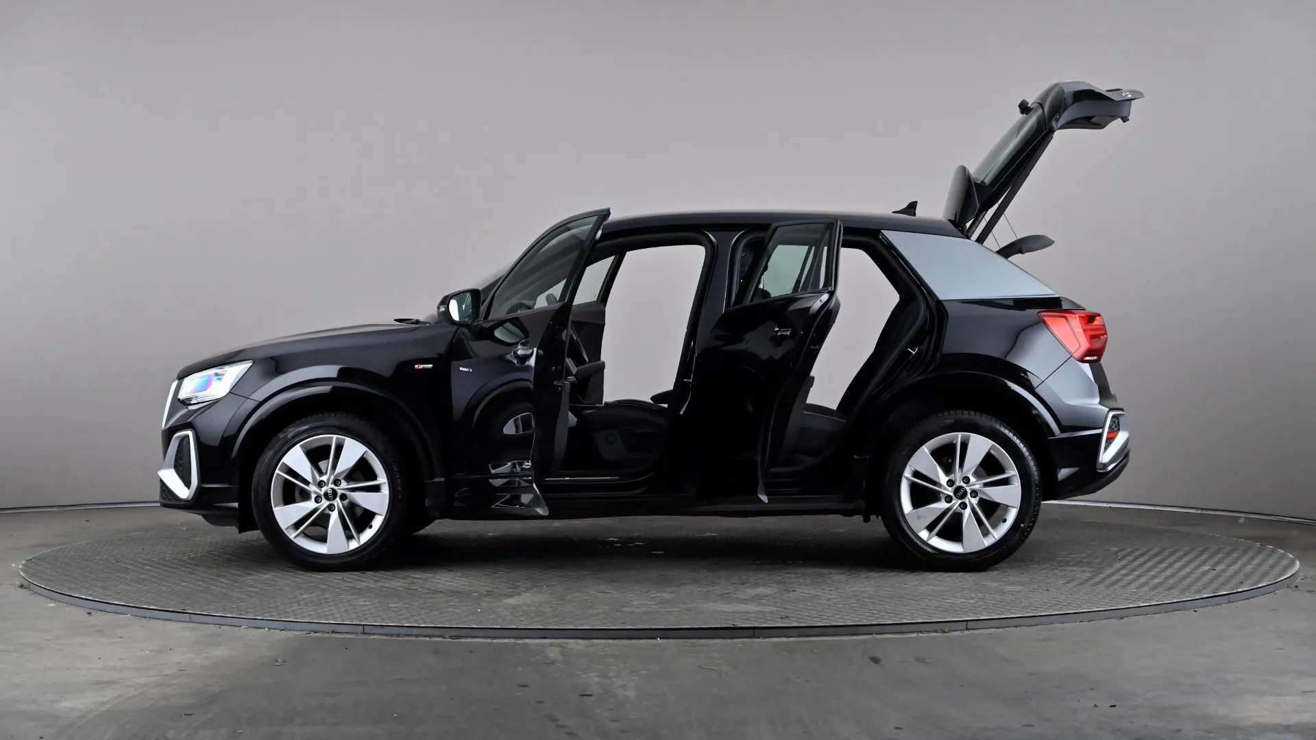 2023 AUDI Q2 2023 AUDI Q2