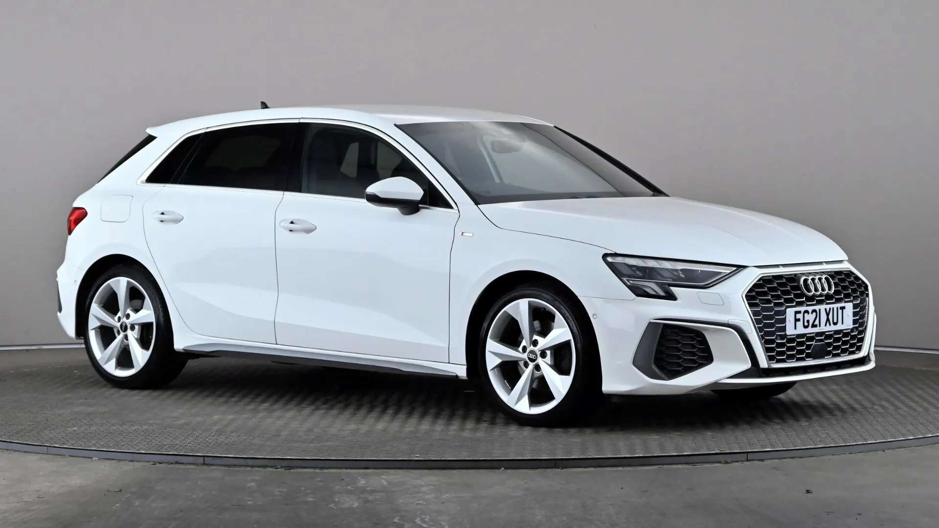 A 2021 AUDI A3 35 TFSI S Line S Tronic A 2021 AUDI A3 35 TFSI S Line S Tronic