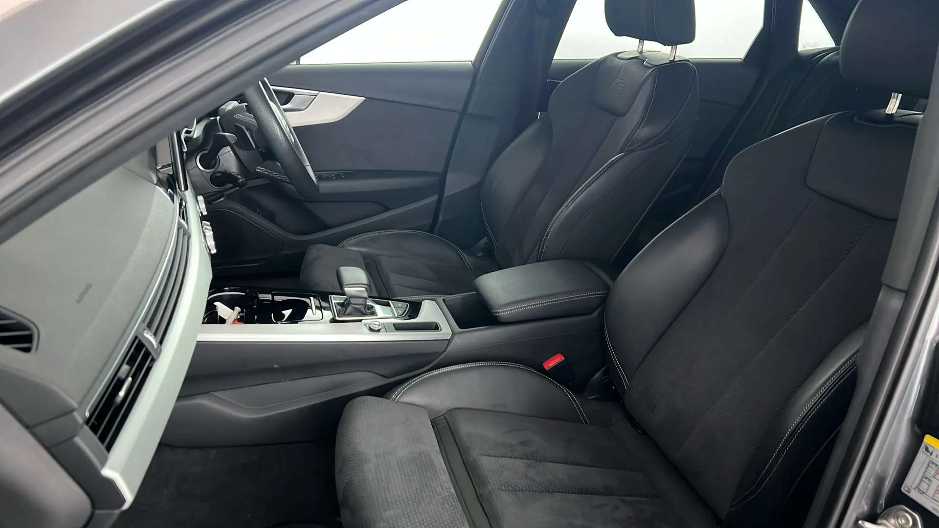 2022 AUDI A4 2022 AUDI A4