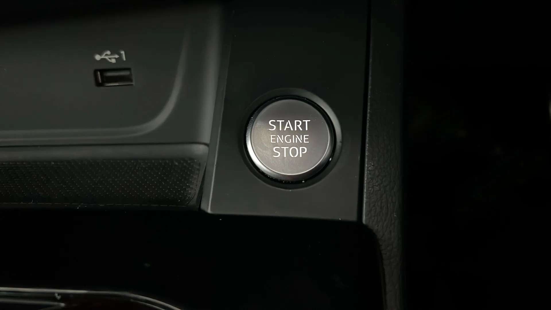 2022 AUDI A4 2022 AUDI A4