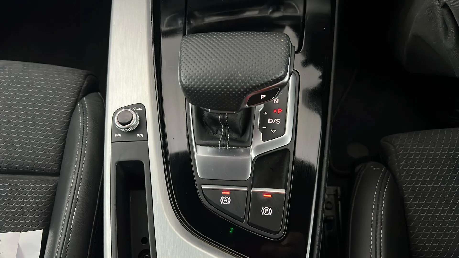 2022 AUDI A4 2022 AUDI A4