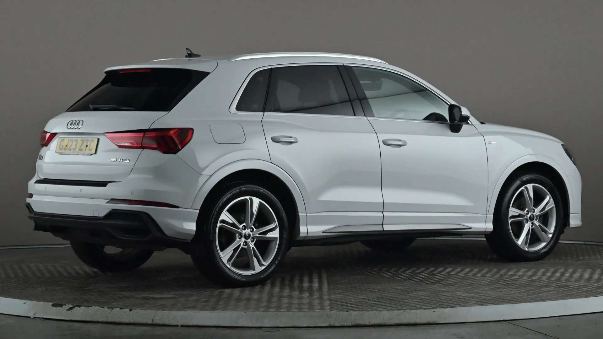 2023 AUDI Q3 2023 AUDI Q3