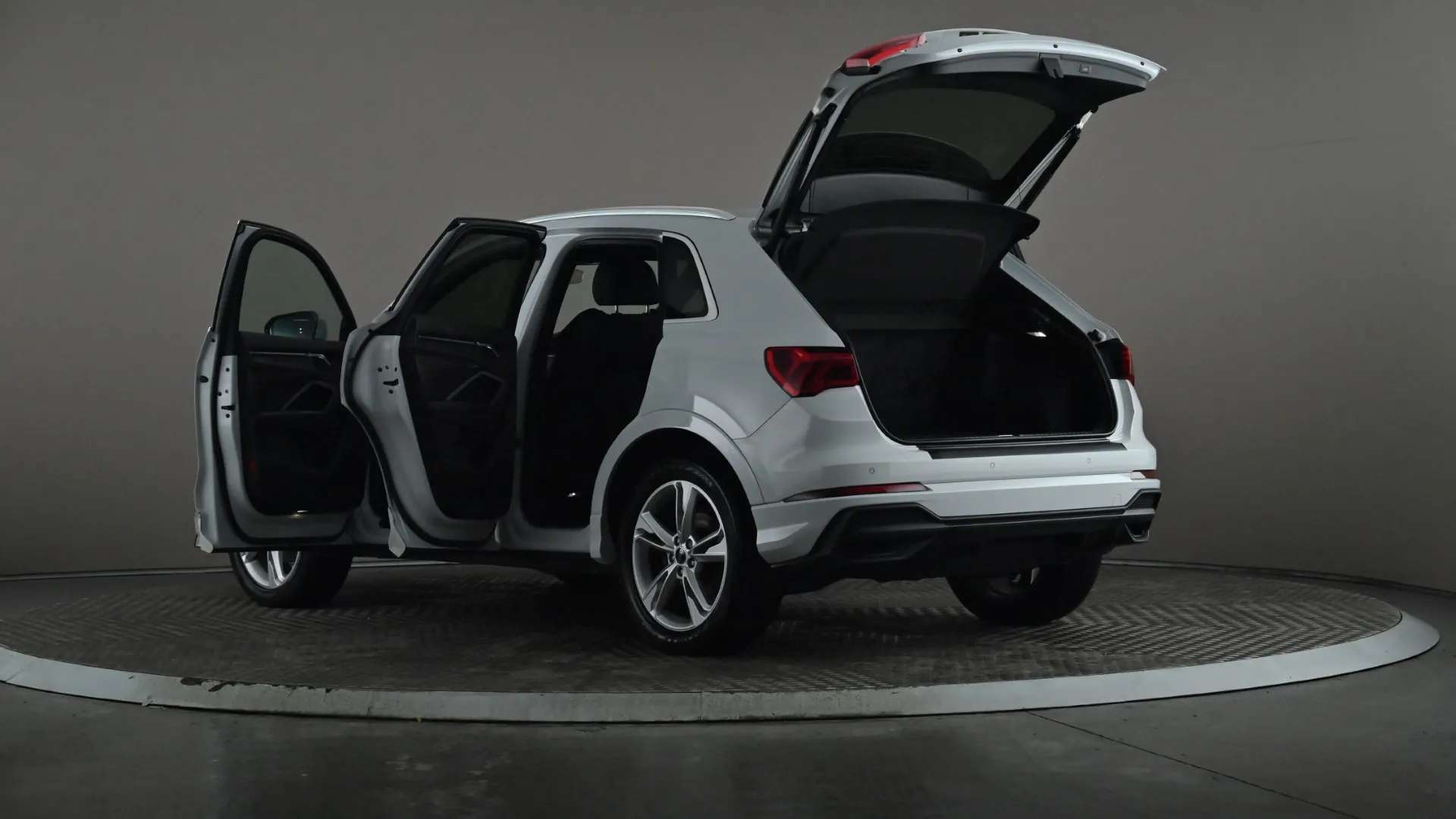2023 AUDI Q3 2023 AUDI Q3