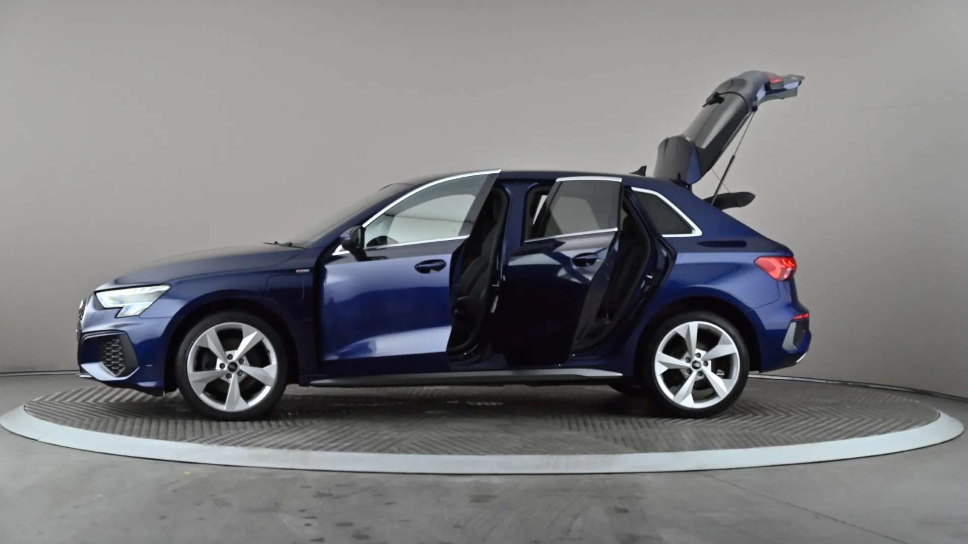 2021 AUDI A3 2021 AUDI A3