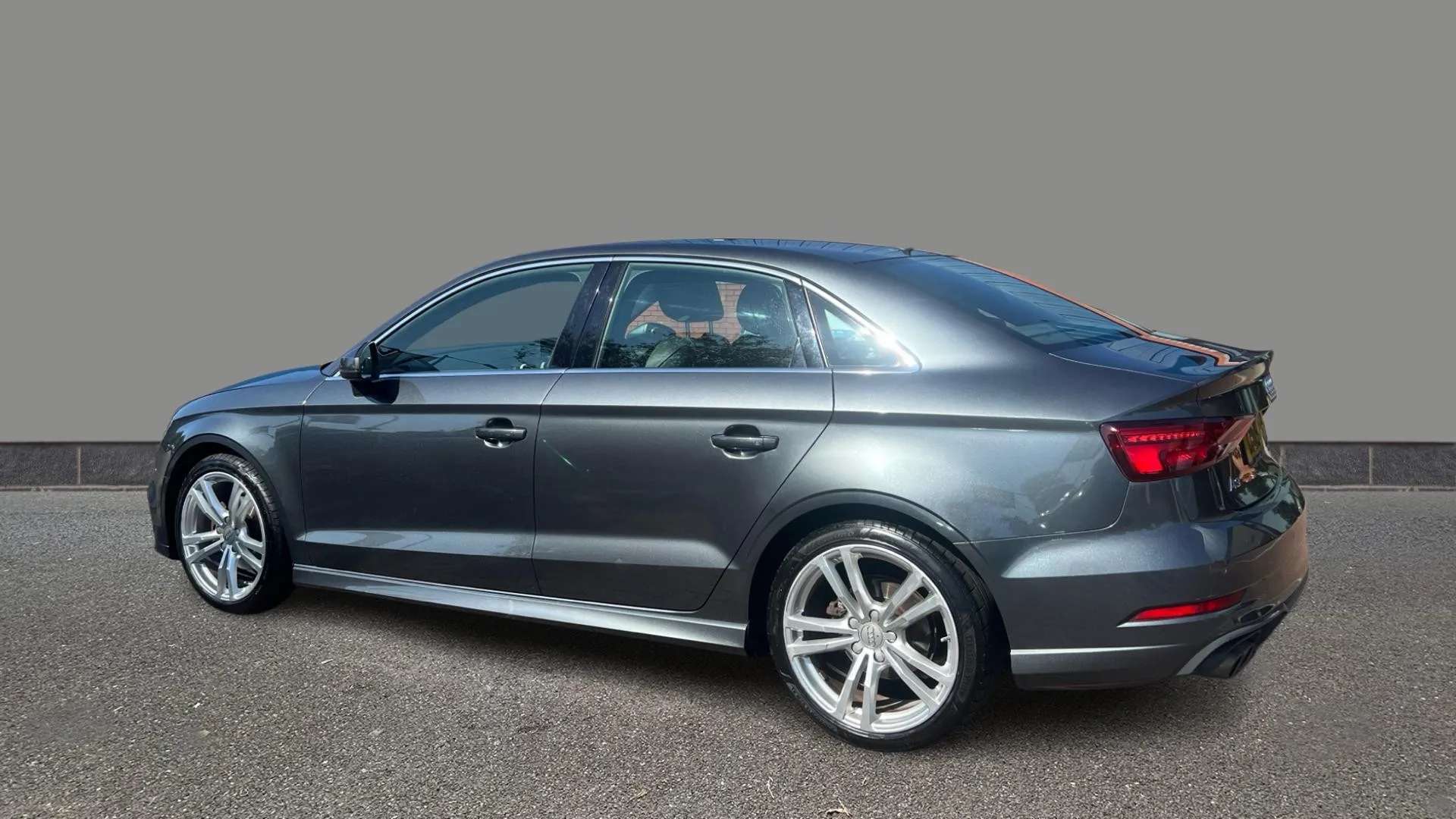A 2019 AUDI A3 35 TFSI S Line S Tronic A 2019 AUDI A3 35 TFSI S Line S Tronic